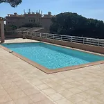 Appt 2 Etoiles - Parking - Clim - Piscine - A 300m
